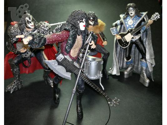 PoulaTo: KISS - 4 ΣΥΛΛΕΚΤΙΚΕΣ ΦΙΓΟΥΡΕΣ